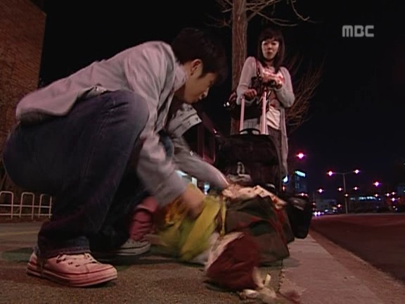 [거침없이하이킥] 집에서 탈출한 준이 ㅋㅋㅋㅋㅋ.jpg | 인스티즈