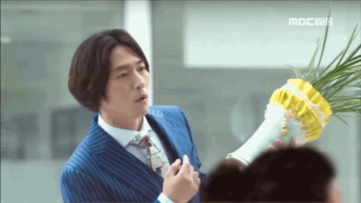 현대극 좀 자주했으면 하는 배우.gif | 인스티즈