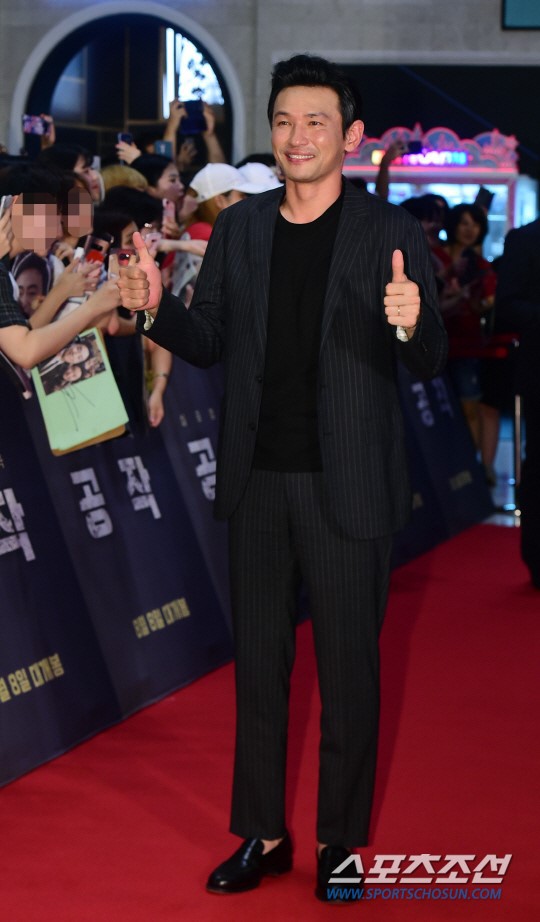 공작 쇼케이스에서 황정민 조진웅 이성민 주지훈.jpg | 인스티즈