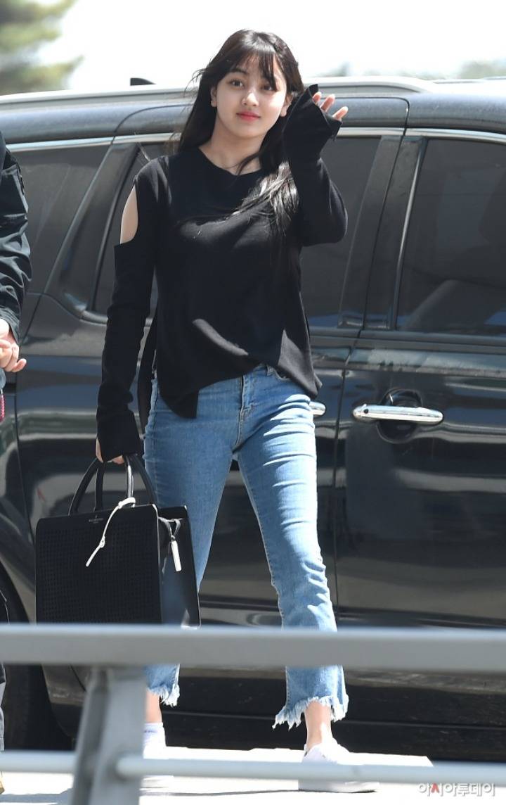 흑발 잘어울리는 지효 | 인스티즈