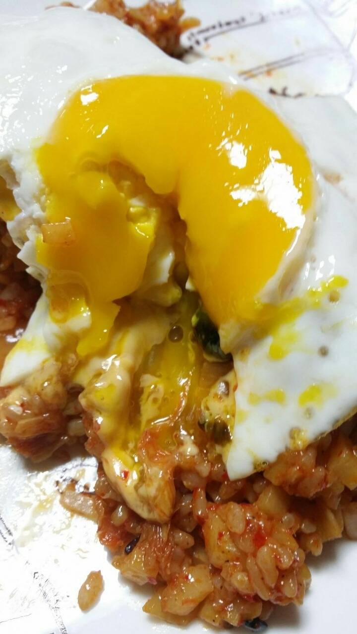 은근히 느끼해서 싫어하는 사람도 많은 음식.jpg | 인스티즈