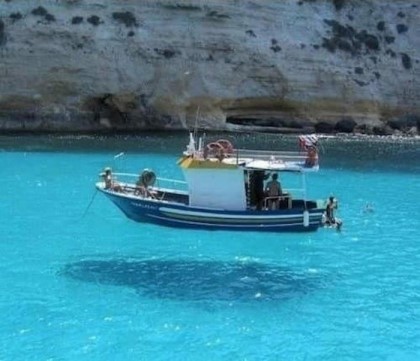 물이 너무 맑아 매년 사람들이 죽는 호수.jpg | 인스티즈