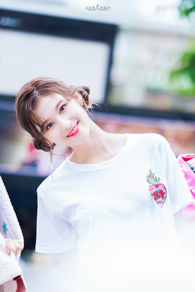 상큼한 트와이스 사나.jpg | 인스티즈