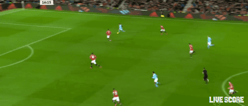 브라질리언다운 드리블 보여준 제수스 gif | 인스티즈