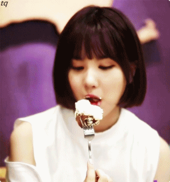 오물오물 잘먹는 은하.gif | 인스티즈