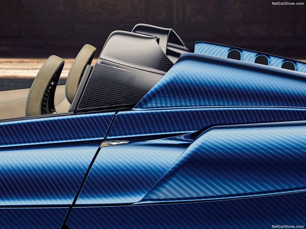 [신차] 2017 파가나 후에이라 로드스터 | 인스티즈