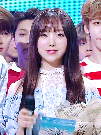 [러블리즈] 토요일 출근은 힘빠지는 것이라서 케이 | 인스티즈