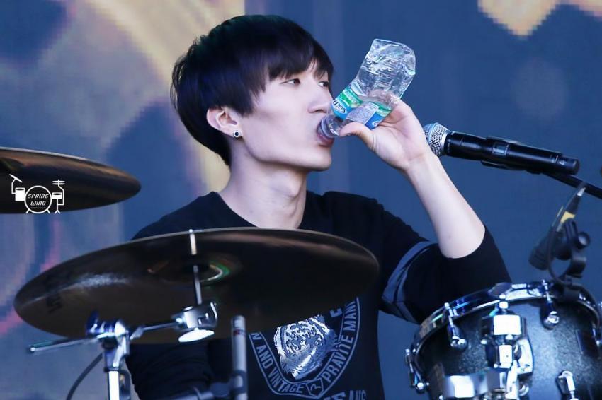 진짜 얘는 뭐 먹을때마다 이상함 | 인스티즈