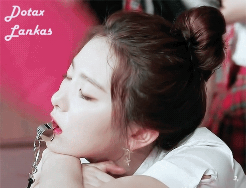 발바닥 보여달라고?.gif | 인스티즈