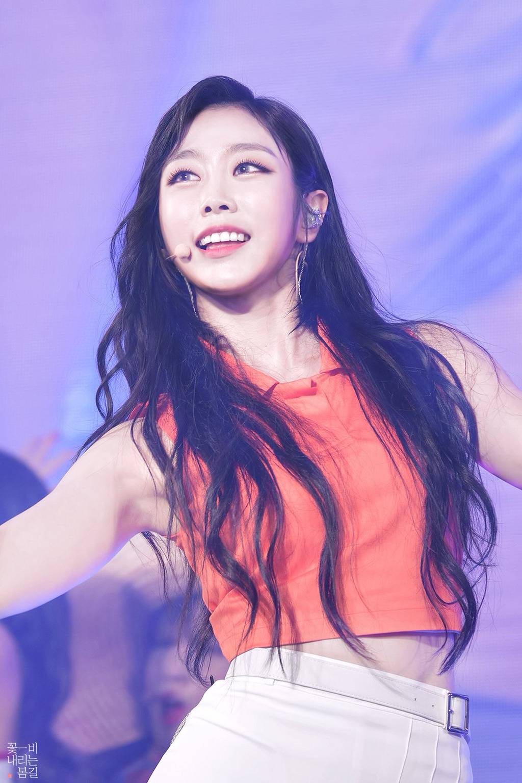 [러블리즈] 하루하루 힘겹게 느껴져서 지수 | 인스티즈