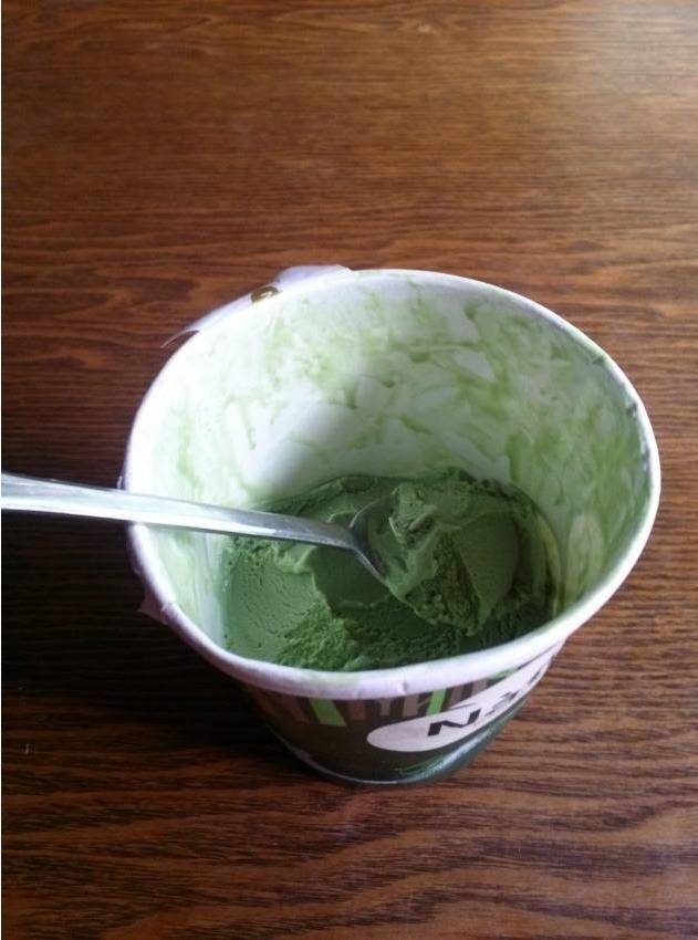 사촌동생이 집에 두고간 것 | 인스티즈