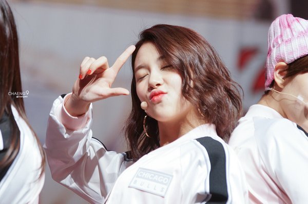 매력넘치는 트와이스 채영이 | 인스티즈