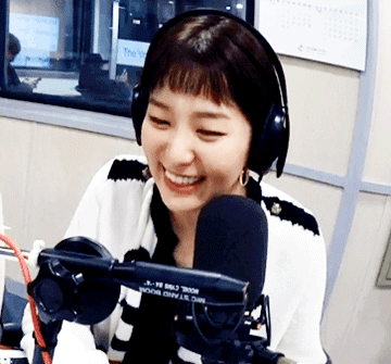 귀여운 라디오 슬기.gif | 인스티즈