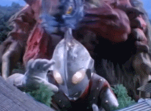 울트라맨이 괴수에게 패배하는 순간 .gif | 인스티즈