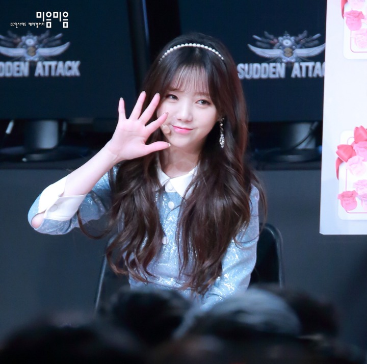 [러블리즈] 아침부터 속이 더부룩해서 케이 | 인스티즈