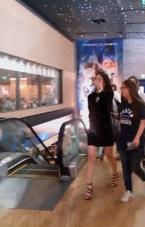 이젠 살 안빼도 될꺼같은 수지 몸매 | 인스티즈