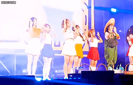 어부복(?) 입고 무대하는 러블리즈 유지애 | 인스티즈