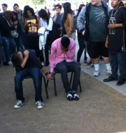 사랑이 꽃피는 체벌 | 인스티즈