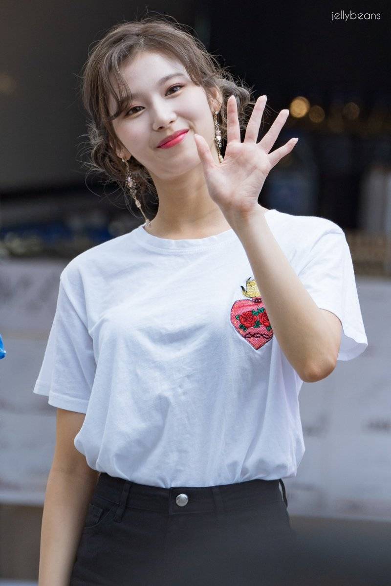 상큼한 트와이스 사나.jpg | 인스티즈