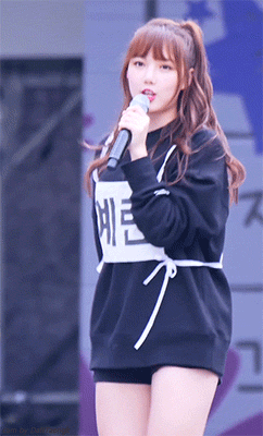 여자친구에서 윙크 젤 많이하는 애.gif | 인스티즈