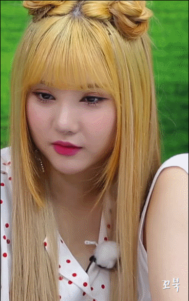 금발 미녀 여자친구 은하.gif | 인스티즈