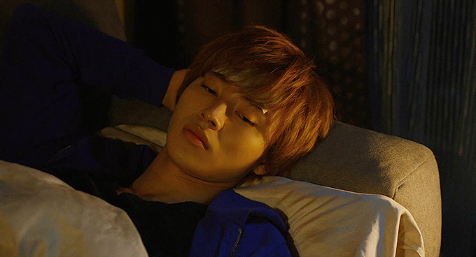 [늑대소녀와흑왕자] 남주가 쓰레기라 생각이 들다가도 와꾸보면 화가 풀리다가도 쓰레기라 생각이 드는 영화 03 | 인스티즈