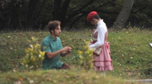 일본서 외국인이 닥치는대로 프로포즈를 했더니 받아줌 | 인스티즈