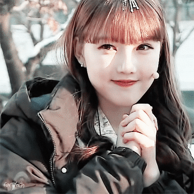 여자친구에서 윙크 젤 많이하는 애.gif | 인스티즈