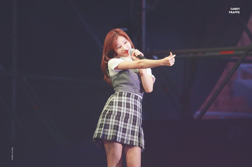 상큼한 트와이스 사나.jpg | 인스티즈