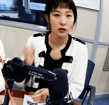 귀여운 라디오 슬기.gif | 인스티즈