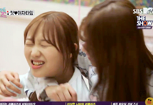 왠지 당하고만 사는 듯한 걸그룹 멤버 | 인스티즈