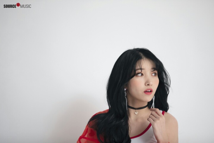 여자친구 여름여름해 자켓사진 촬영 비하인드컷.jpg | 인스티즈