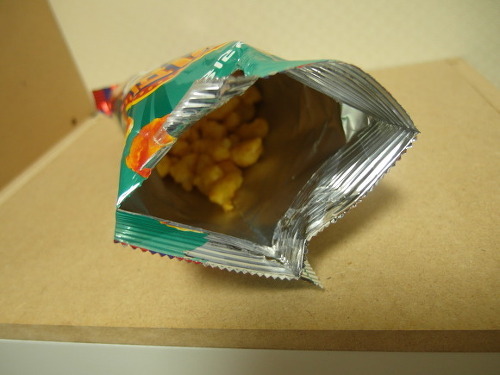 여러분들의 과자 뜯는 방법은? | 인스티즈