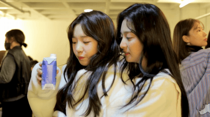 동료 암살 시도하는 아이돌.gif | 인스티즈