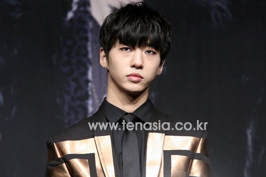 매 시간 무릎 꿇고 시청하게 해줄 수 있는 별거 없는 아이돌 리얼리티.bgm | 인스티즈