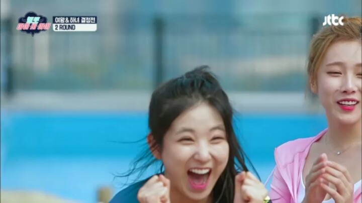 몸좋은 남자들을 본 한 아이돌 반응ㅋㅋㅋ | 인스티즈