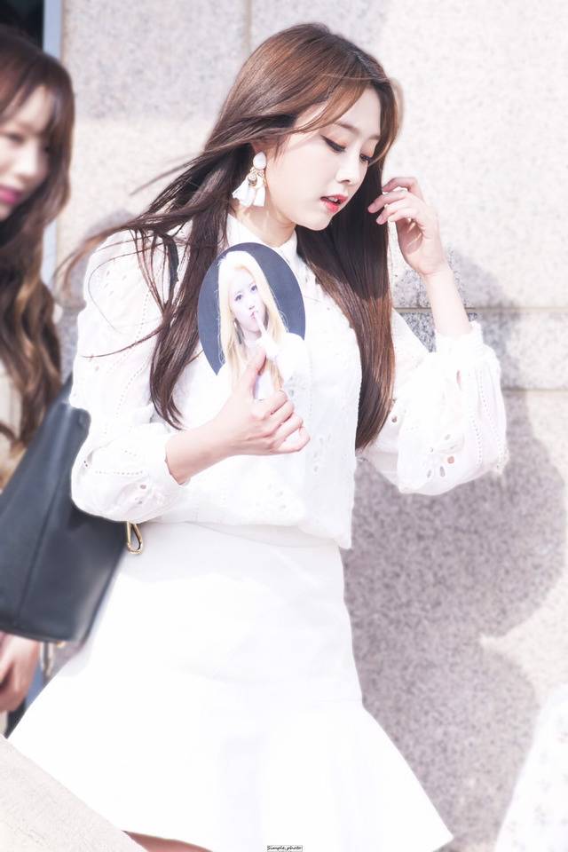 [러블리즈] 아틀레티코의 마킹은 누가 좋을까 생각하다가 지수 | 인스티즈