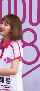 [프듀48] 무섭게 서있는 박해윤.gif | 인스티즈