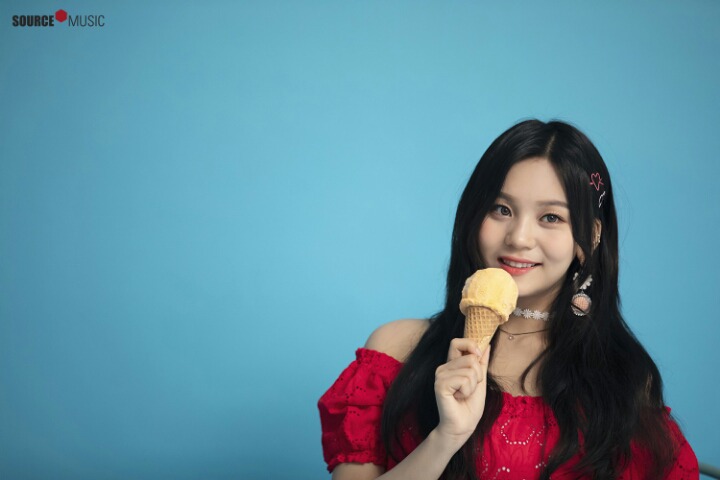 여자친구 여름여름해 자켓사진 촬영 비하인드컷.jpg | 인스티즈