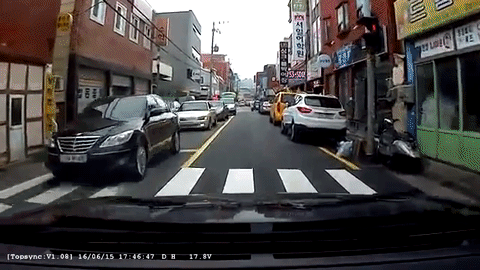 무단횡단...왜 옆을 안볼까? | 인스티즈