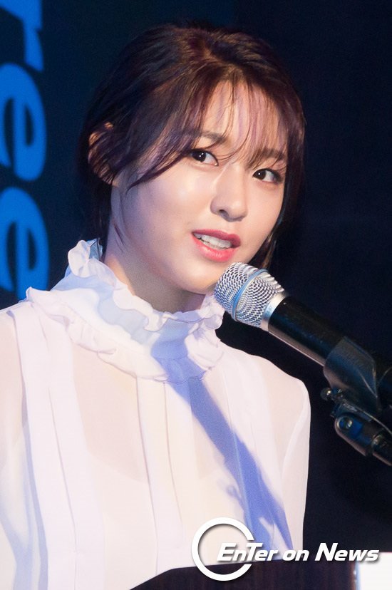 오늘자 광고주가 뽑은 좋은 모델 상 받은 설현 | 인스티즈