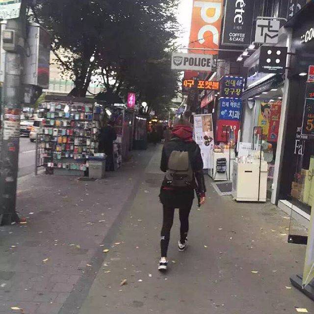 너무 프리하게 다니는 걸그룹 처자 ㅋㅋㅋ.jpg | 인스티즈