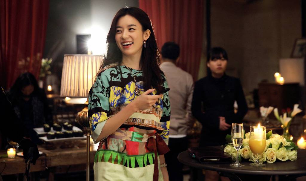 배우 한효주의 대표 영화는? 반창꼬 vs 뷰티인사이드 vs 감시자들 | 인스티즈