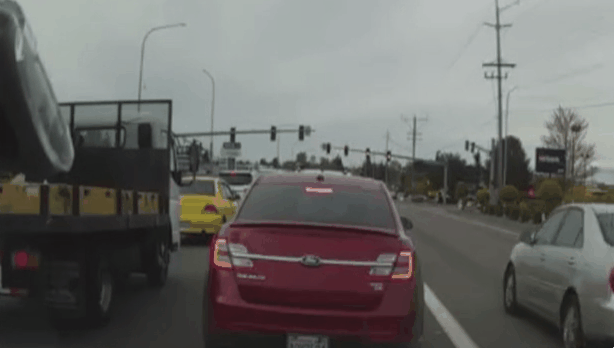 [움짤] 시애틀 고속도로에 추락하는 경비행기 | 인스티즈