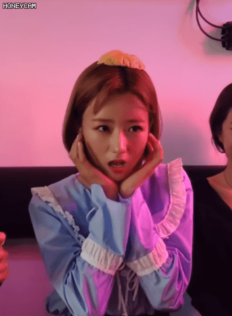 에이핑크 윤보미 생일 기념.gif | 인스티즈