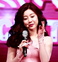 애교 부리는 공대누나 | 인스티즈