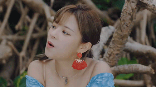 트와이스 신곡 DTNA 뮤직비디오 정연.gif | 인스티즈