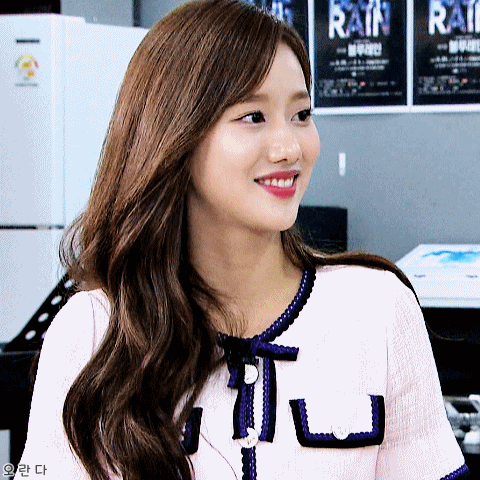 180710 본격연예한밤 에이프릴 이나은.gif | 인스티즈