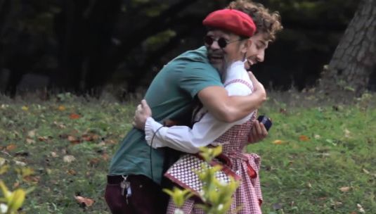 일본서 외국인이 닥치는대로 프로포즈를 했더니 받아줌 | 인스티즈