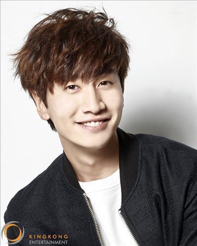 캐릭터 때문에 그렇지 원래는 잘생김 | 인스티즈